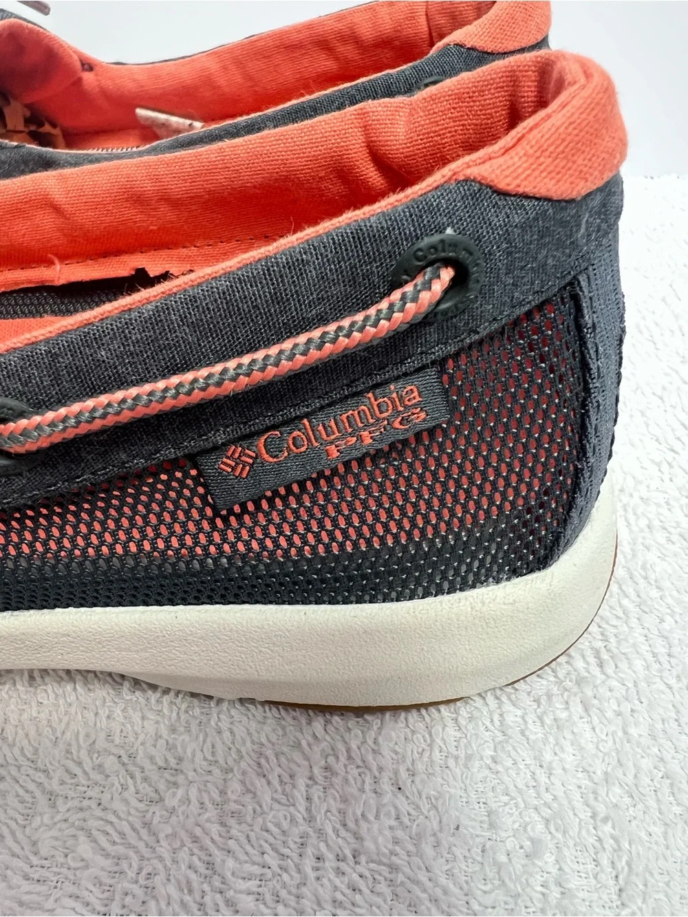 Columbia PFG Delray Loco II Women’s Boat Shoes Graphite/Coral Size 8.5 Casual - Picture 3 of 11